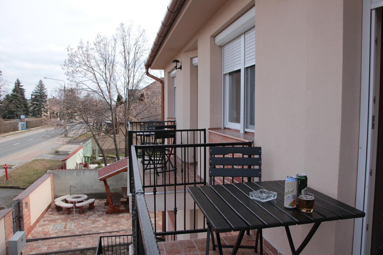 Imola Es Andrea Apartmanhaz 2 Hajduszoboszlo Exterior photo